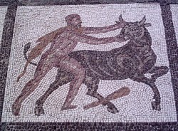 Геракл, борюийся с Критским быком (фреска в Валенсии, Испания, 3 в. н.э)