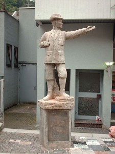 Памятник Ричарду Ширманну в Алтене