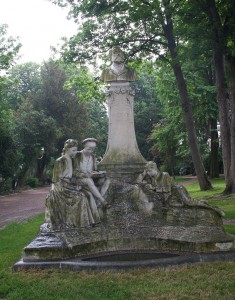 Jules Verne monument in Amiens